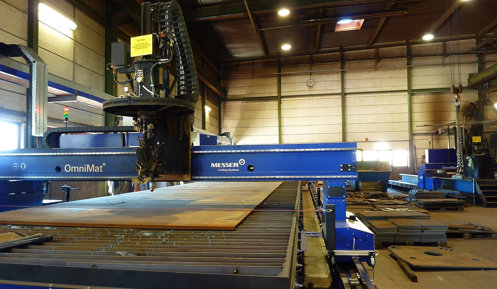 Messer Omnimat HT L 5.000 CNC-Plasmaschneidmaschine mit Plasma HPR 400 – CNC Plasmaschneiden Hardox Lohnfertigung Bock Maschinenbau Lorch