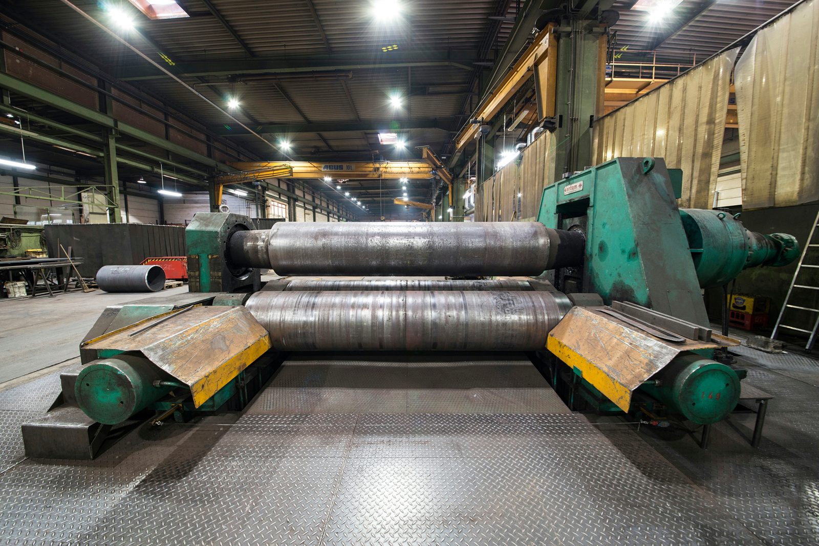 Sertom 3-Walzen-Rundbiegemaschine – Rundbiegen und Walzen von Blech bis Ø 8.000 mm und 120 mm Dicke – Kaltumformung im Stahlbau
