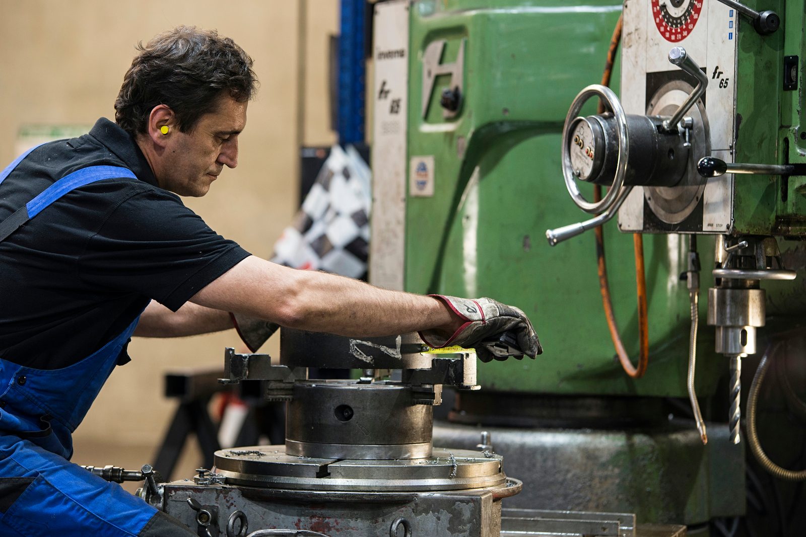 CNC machinist apprenticeship training at Bock Maschinenbau GmbH Lorch on gantry milling machines and vertical turning centers