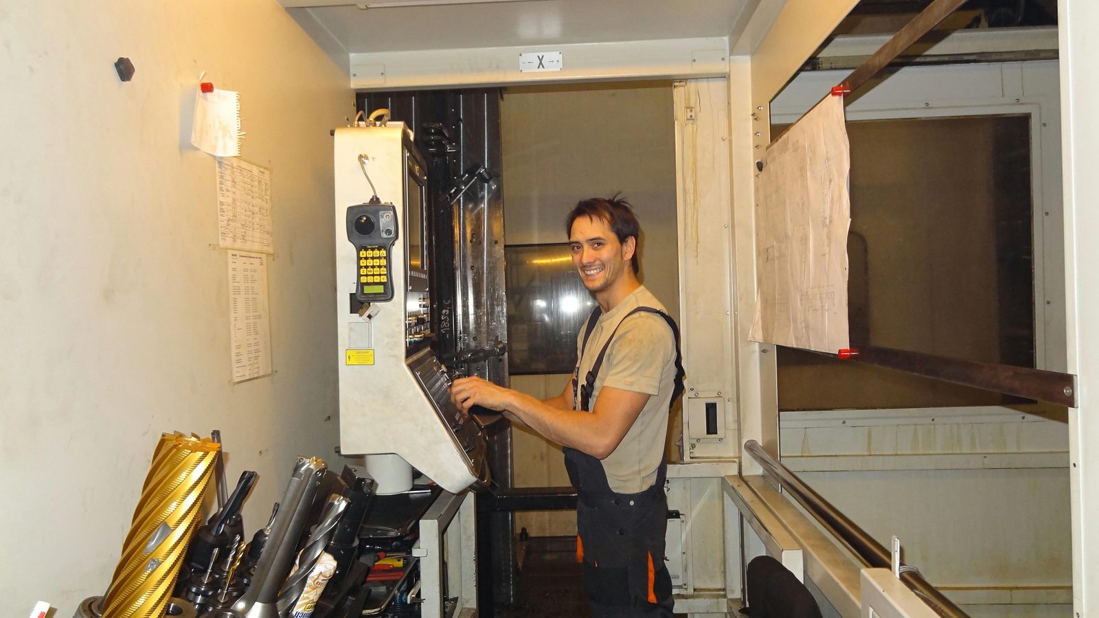 Machinist in CNC large-part machining – Bock Maschinenbau, Lorch