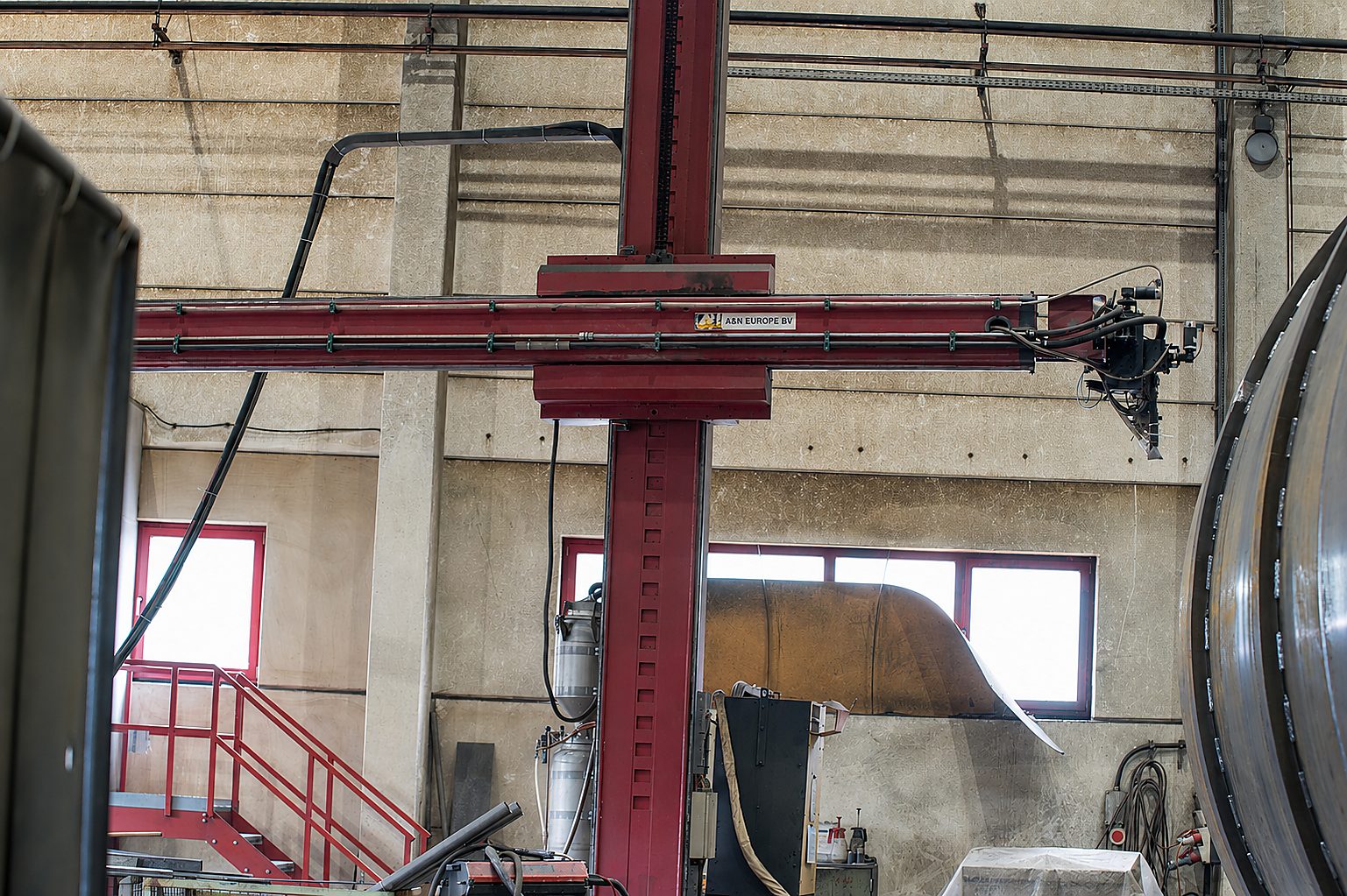 Submerged arc welding machine installation for fully mechanised welding of heavy structures at Bock Maschinenbau